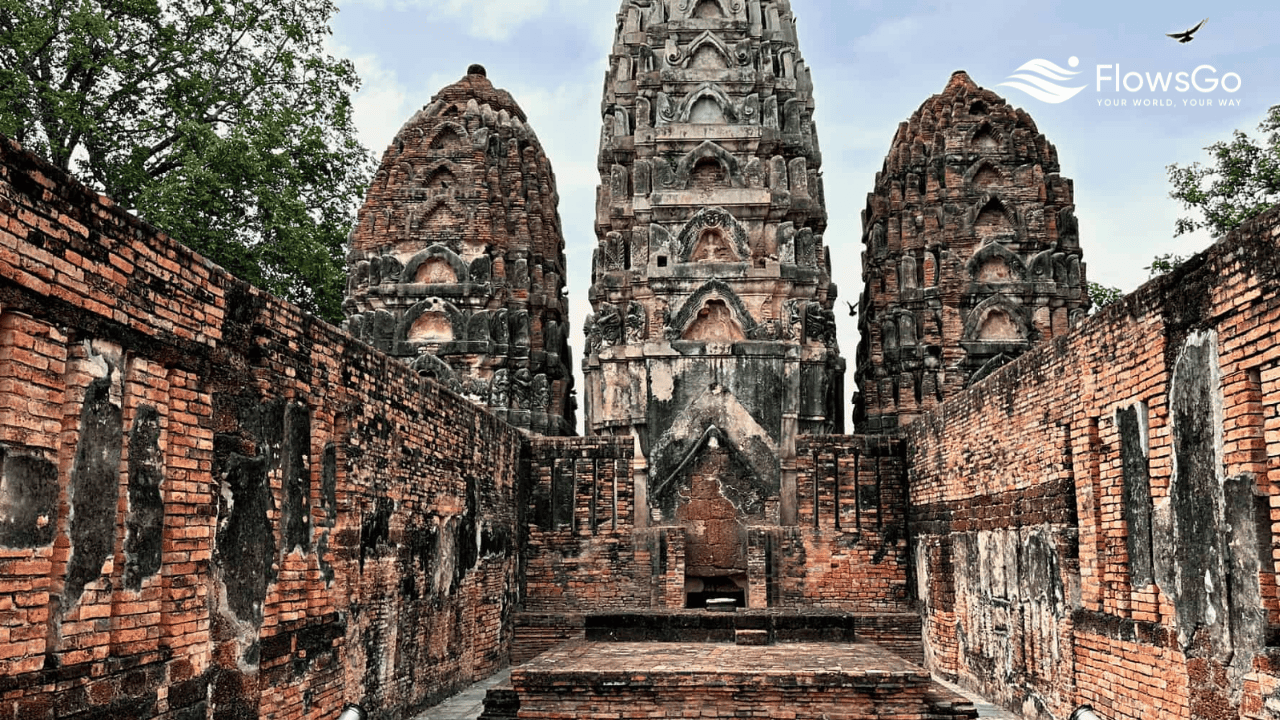 van-hoa-thai-lan-dac-sac-va-phong-phu.png