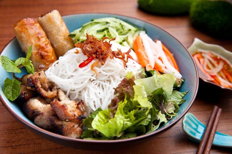 1-to-bun-thit-nuong-bao-nhieu-calo-6